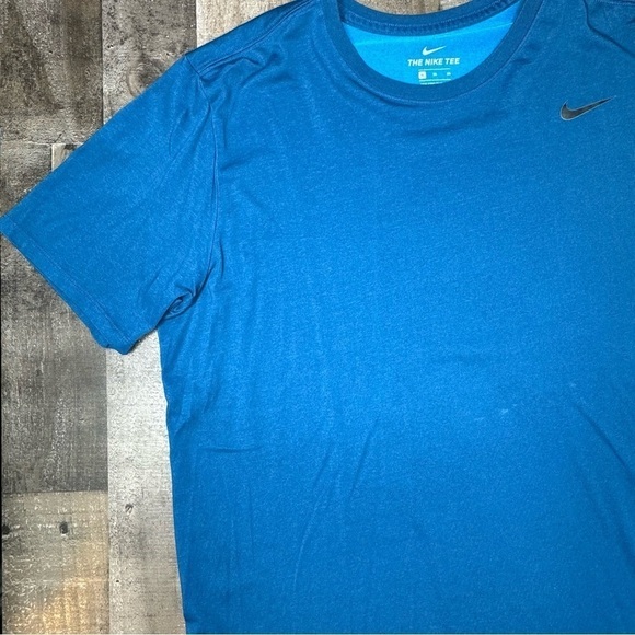Excellent Condition Nike Dri-Fit Crew Neck Tee size XL - Picture 6 of 10